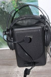 lot 211 image: Speaker and Two Pair Head phones
