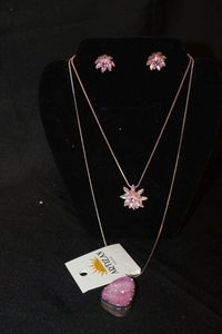 lot 241 image: Ladies Fashion Jewelry