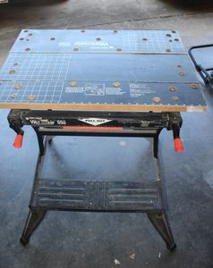 lot 252 image: Black & Decker Workmate 550, Collapsible Worktable