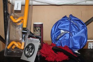 lot 282 image: Automotive Steering Wheel Lock Club and other Auto Accessories