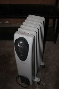 lot 294 image: Sunbeam Oil Filled Electric Heater