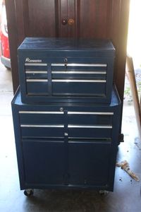 lot 28 image: Empty rolling Tool Box