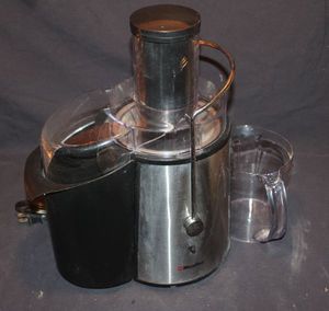 lot 310 image: Mueller Juicer