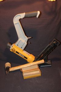 lot 312 image: Bostitch Flooring Stapler