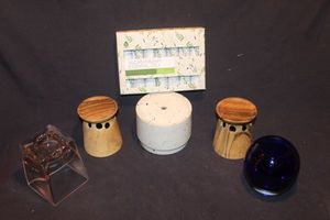 lot 319 image: Aroma Therapy items