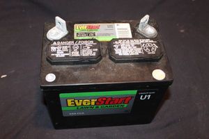 lot 359 image: Lawn and Garden Battery, Condition Unknown