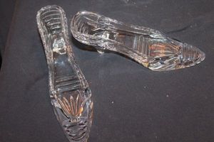 lot 376 image: Decorative Glass Slippers