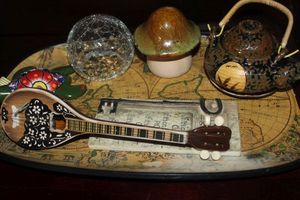 lot 408 image: Home Decor Items