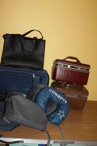 lot 448 image: Luggage