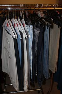 lot 459 image: Mens 40 Shorts