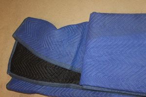 lot 506 image: Moving Blanket