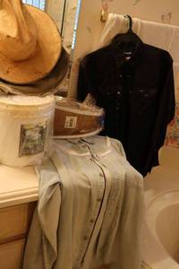 lot 154 image: Bee keepers lot face shields, one zips to shirt, bee food, plus black Wrangler shirt size L