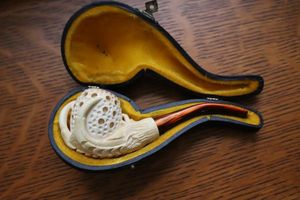 lot 251 image: Meerschaum pipe - claw design with case