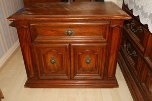 lot 53 image: Thomasville side table 4612 - 28.5W x 17D x 23H