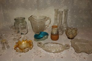 lot 34 image: Vintage glass dishes, pitcher, shell votive holder and pottery jar