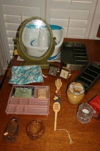 lot 72 image: Bathroom lot foot bath, organizer trays, vintage clocks, coin dishes, candles, and plastic back scratcher