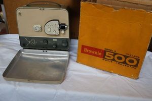 lot 64 image: Vintage Kodak Brownie 500 movie projector