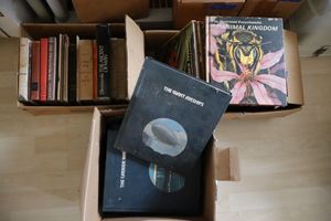 lot 67 image: Vintage books and Time Life sets