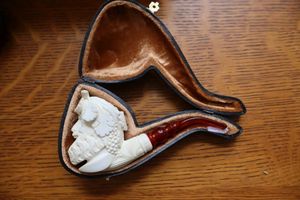 lot 18 image: Meerschaum pipe - bearded man with leaf wreath design. Never smoked.