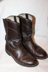 lot 173 image: Cowtown brown leather cowboy boots size 8