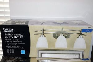 lot 100 image: NEW Energy Saving Light fixture