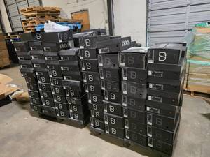 lot 49 image: 2 Pallets of Misc K8IROS Mens Shoes.  Includes Everything Pictured