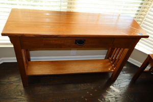 lot 37 image: Mission style Solid oak sofa table - 49.5w x 16d x 29.5h