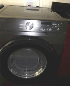 lot 9 image: Samsung Clothes dryer model DVE45T6000V