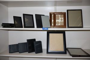 lot 110 image: Assortment of photo frames
