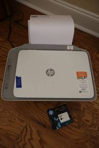 lot 233 image: HP all-in-one printer with extra black toner