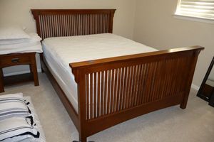 lot 126 image: Mission style Solid oak queen size bed frame (Simmons mattress available) - 67.5w x 47.5h Headboard, 35.5h Footboard