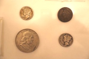 lot 121 image: Silver coins and Indian head penny 1963 Franklin half dollar, 1935 and 1936 mercury dimes, 1903 penny