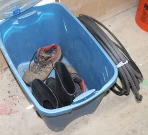 lot 194 image: Work boots (size 11), rain boots (size 10) and 50ft soaker hose