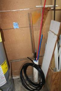 lot 192 image: Water line tubing, copper pipe