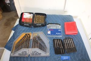 lot 214 image: Tools allen wrenches, metric tap set, drill set, nutdriver set