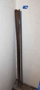 lot 216 image: Re bar - 4 ft. pieces