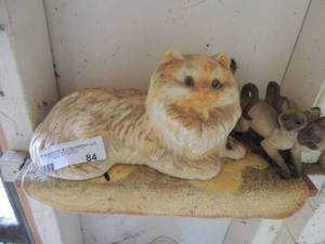 lot 84 image: cat figurines
