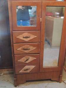 lot 107 image: 4 drawer 2 door mini closet dresser chest