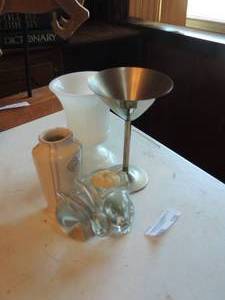 lot 108 image: mini vase, bunny dcor, martini glass
