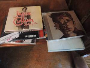 lot 121 image: music Cds