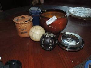 lot 88 image: bowl, covered small jar, and more