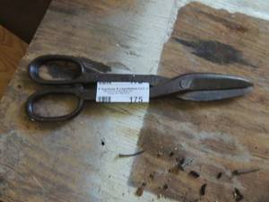 lot 175 image: large pair of scissors