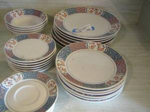 lot 201 image: Noritake Progression Ming garden 9066 China set