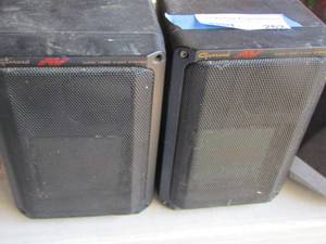 lot 262 image: Garrard av qty 2 speakers