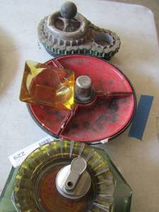 lot 229 image: assorted vintage ashtrays