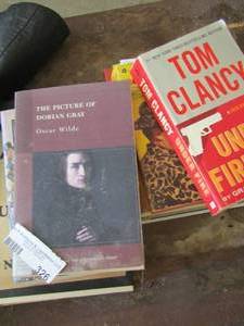 lot 326 image: book lot