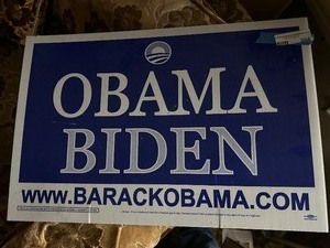 lot 354 image: Obama & Biden Corplast Political Sign