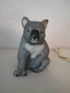lot 2119 image: koala bear dcor