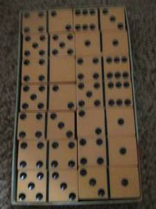 lot 2140 image: vintage set of dominoes in original packaging