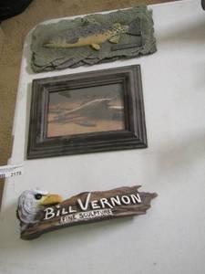 lot 2170 image: fish and eagle wall dcorart